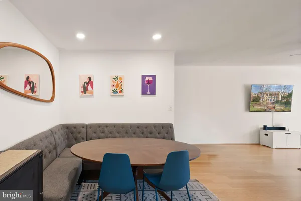 $410,000 | 7661 Provincial Drive, Unit 305, McLean, VA 22102