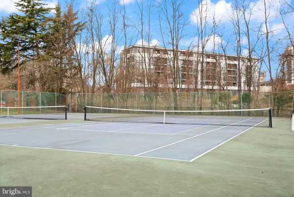 $410,000 | 7661 Provincial Drive, Unit 305, McLean, VA 22102