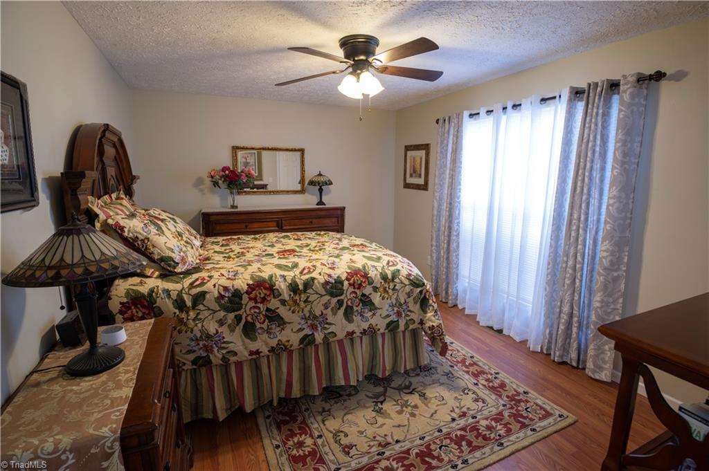 1107 East Springfield Road High Point, NC 27263 - Photo 17 of 22 Gallery Image 17