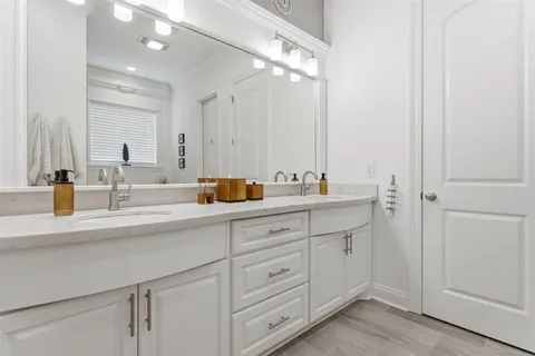 $385,000 | 2539 South Point Drive, Lake Charles, LA 70605