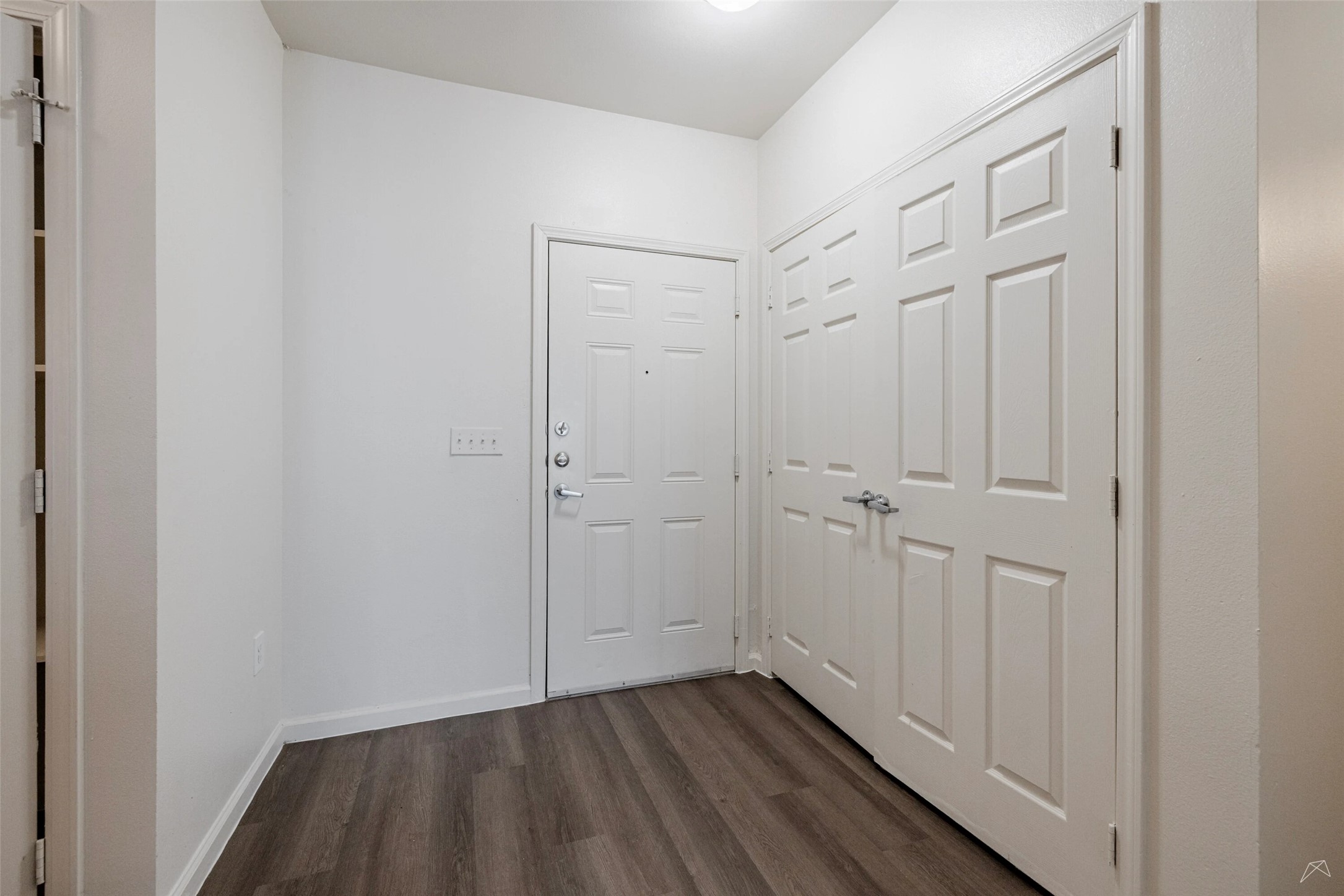 5605 Springdale Road, Unit 111104 Austin, TX 78723 - Photo 16 of 27 Up to 8 weeks free rent and waiving the standard deposit with approved credit and landlord verification.