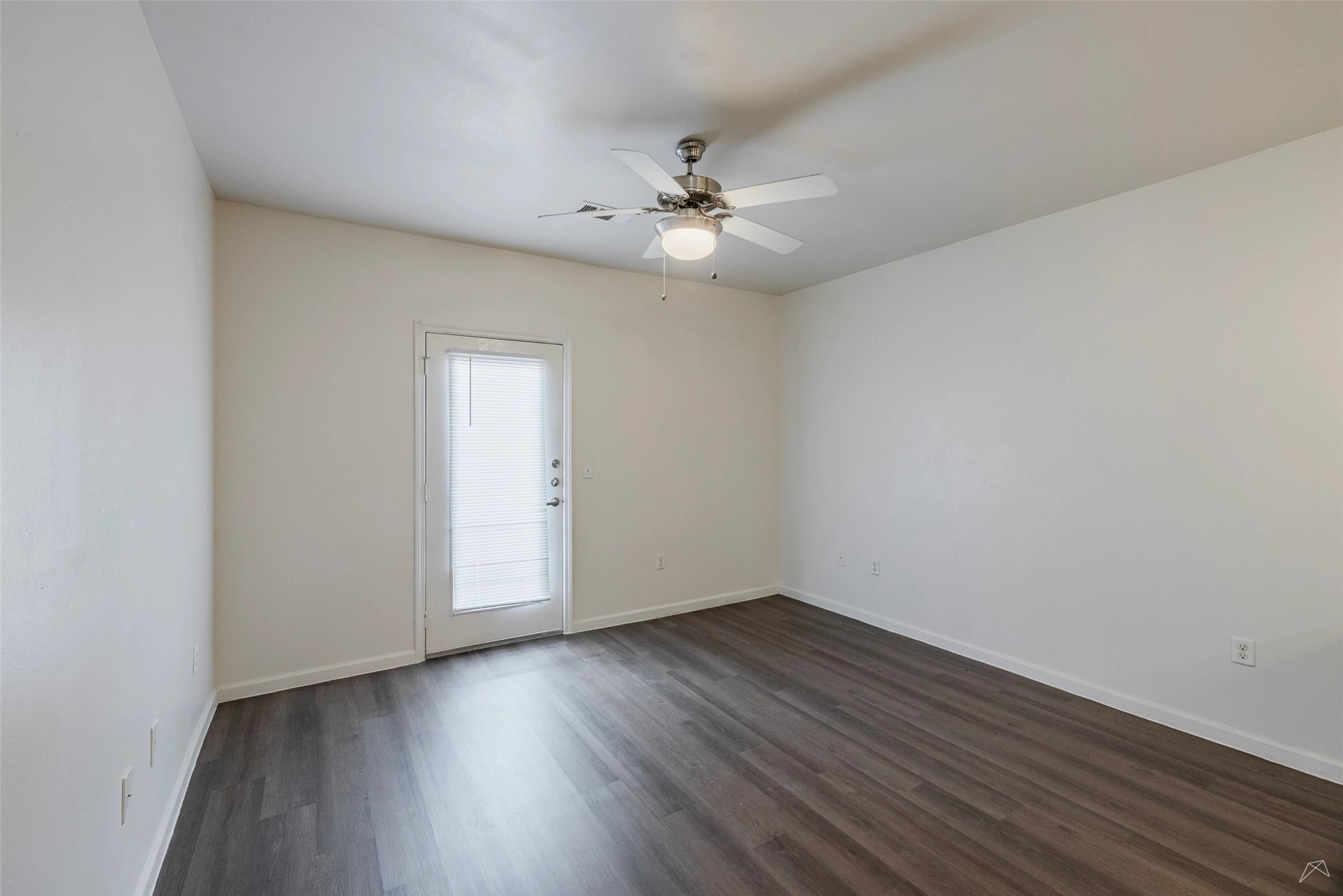 5605 Springdale Road, Unit 111104 Austin, TX 78723 - Photo 17 of 27 Up to 8 weeks free rent and waiving the standard deposit with approved credit and landlord verification.