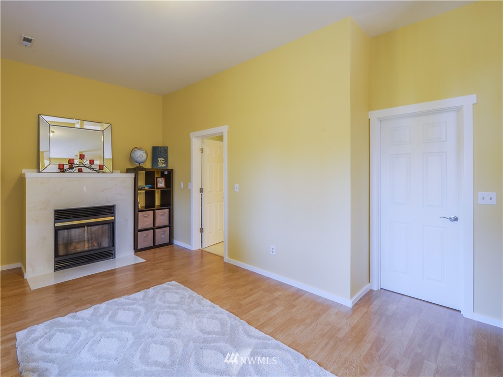 10615 Southeast 187th Street Renton, WA 98055 - Photo 16 of 18 Gallery Image 16