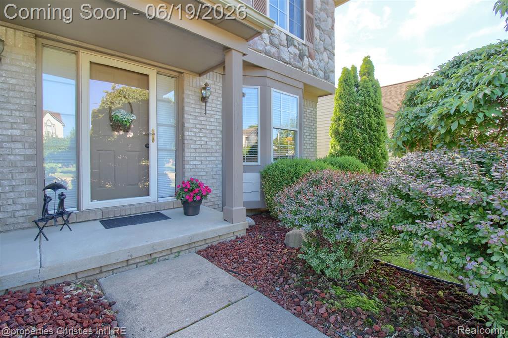 3339 Riverside Drive Canton, MI 48188 - Photo 4 of 34