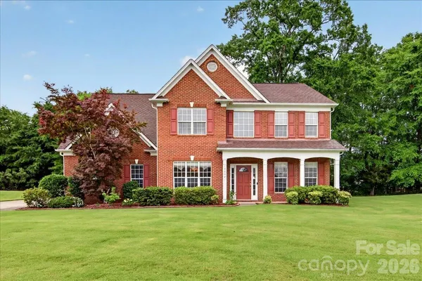 $750,000 | 10604 Knight Castle Drive, Unit 60, Charlotte, NC 28277