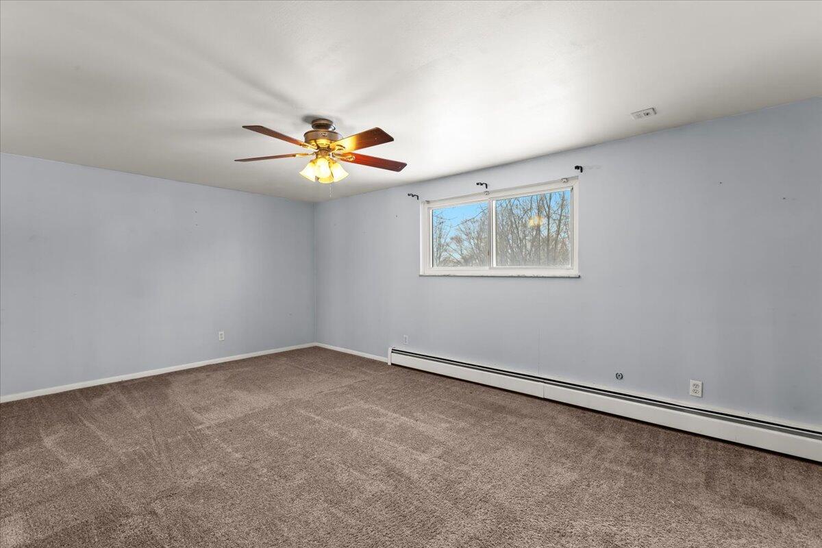 52411 Washington Street New Baltimore, MI 48047 - Photo 18 of 47 18-52411 Washington St