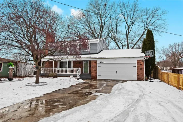 $350,000 | 52411 Washington Street, New Baltimore, MI 48047