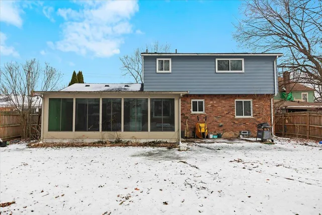 $350,000 | 52411 Washington Street, New Baltimore, MI 48047