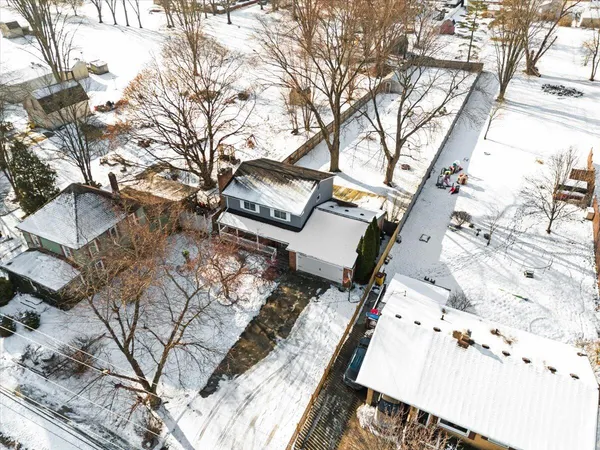 $350,000 | 52411 Washington Street, New Baltimore, MI 48047