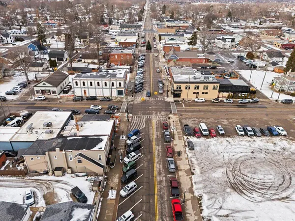 $350,000 | 52411 Washington Street, New Baltimore, MI 48047