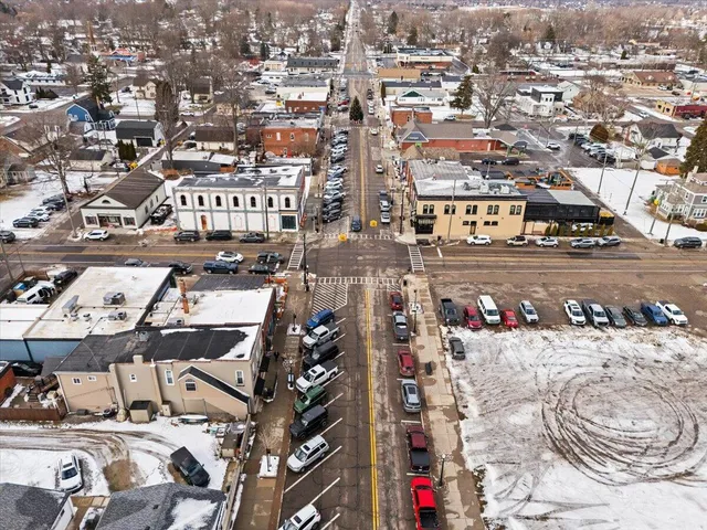 $350,000 | 52411 Washington Street, New Baltimore, MI 48047