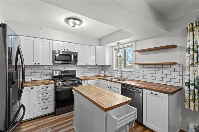 $350,000 | 52411 Washington Street, New Baltimore, MI 48047