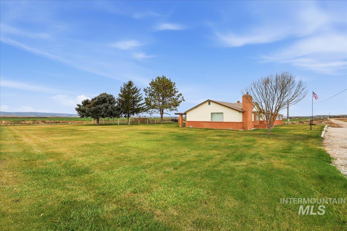 5405 Hogg Road Homedale, ID 83628 - Photo 3 of 29 View of grassy yard