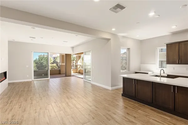 $5,600 | 132 Los Cabos Drive, Unit 202, Las Vegas, NV 89144