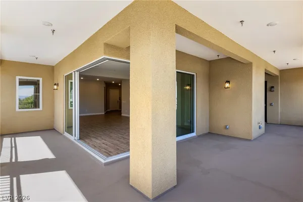 $5,600 | 132 Los Cabos Drive, Unit 202, Las Vegas, NV 89144