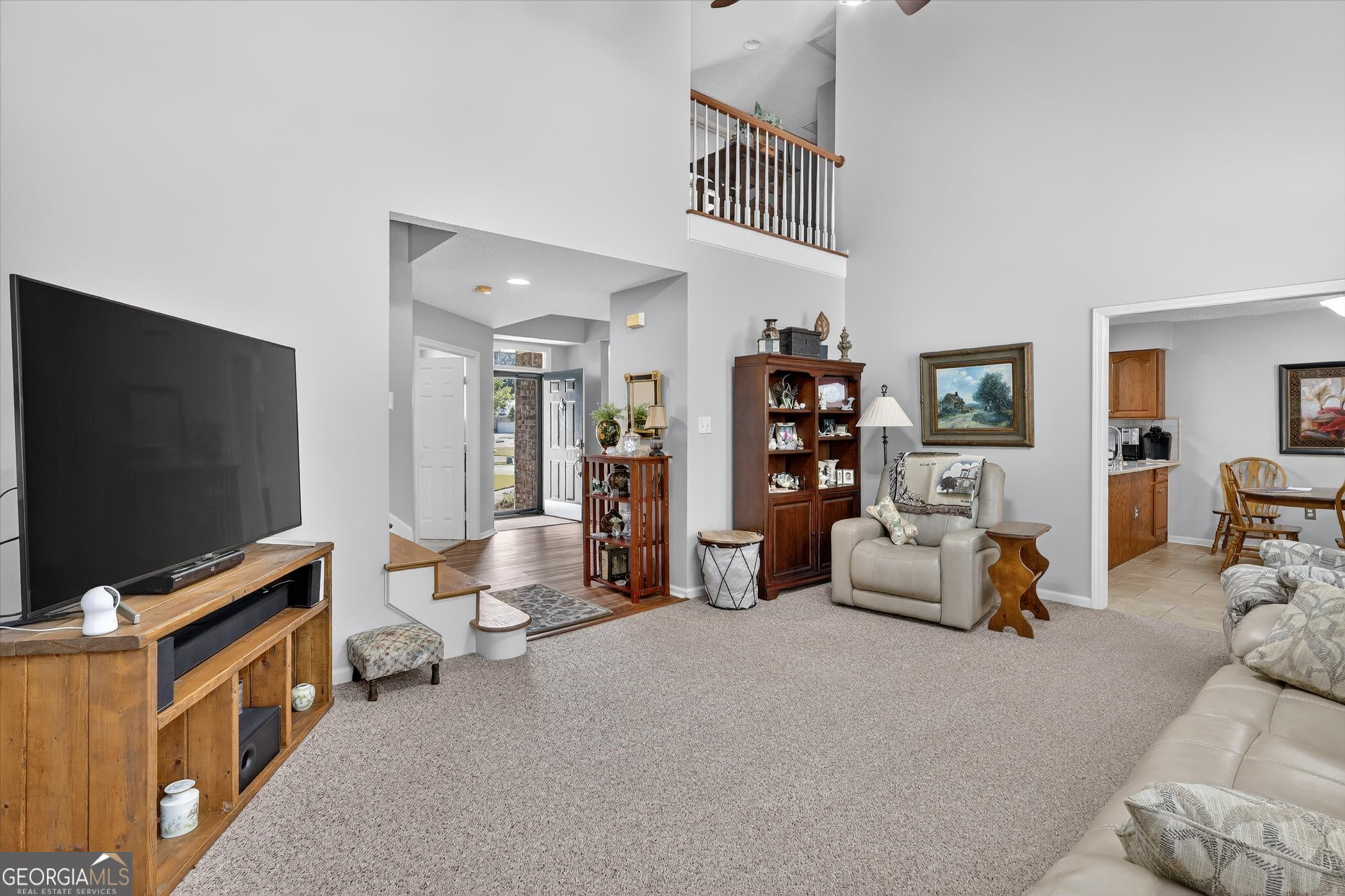 7 Towne Lake Court Pooler, GA 31322 - Photo 14 of 50 a living room with furniture and a flat screen tv