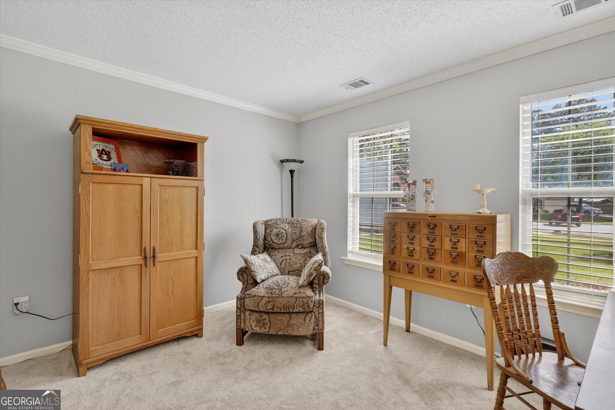 7 Towne Lake Court Pooler, GA 31322 - Photo 7 of 50 a living room with furniture and a window