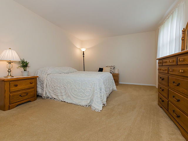 2112 Rugen Road, Unit B Glenview, IL 60026 - Photo 13 of 24