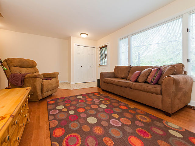 2112 Rugen Road, Unit B Glenview, IL 60026 - Photo 2 of 24
