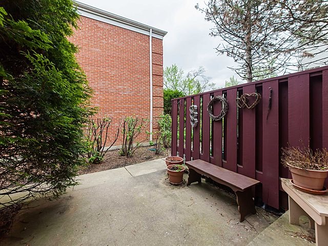 2112 Rugen Road, Unit B Glenview, IL 60026 - Photo 21 of 24