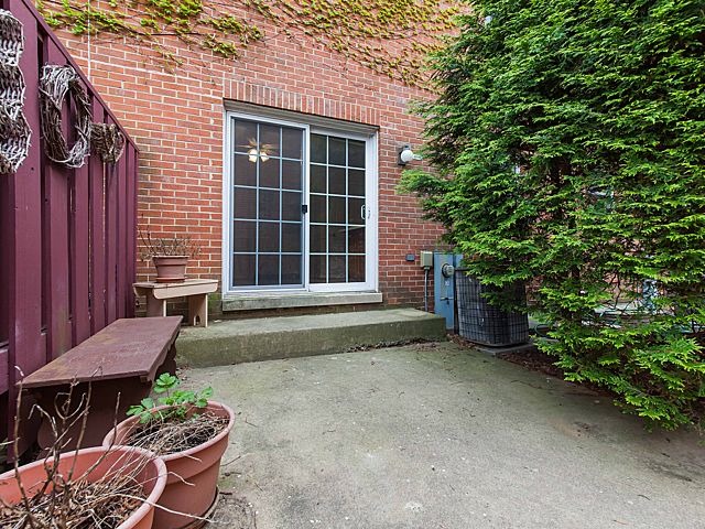 2112 Rugen Road, Unit B Glenview, IL 60026 - Photo 23 of 24