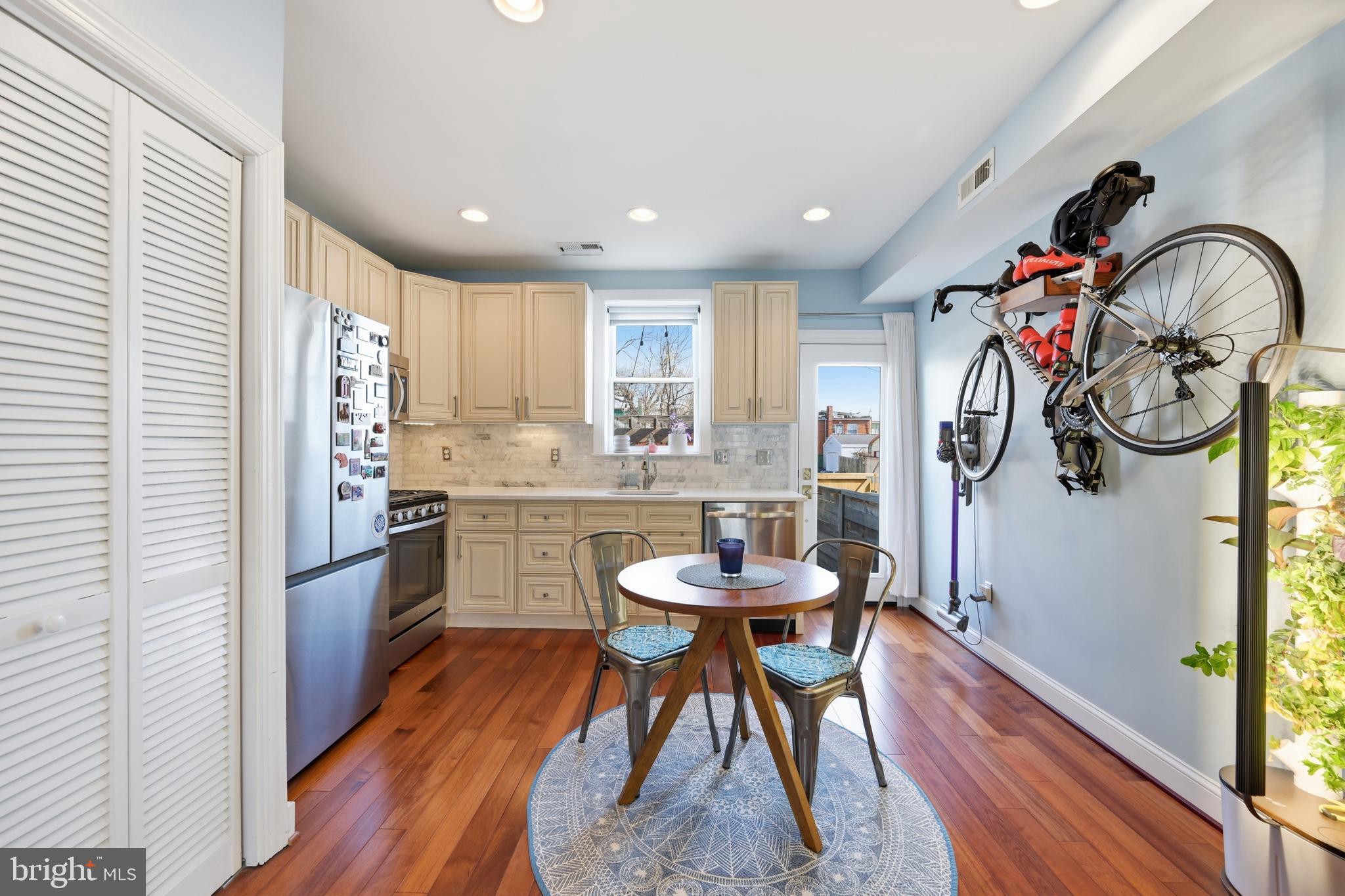 619 18th Street Northeast Washington, DC 20002 - Photo 9 of 23