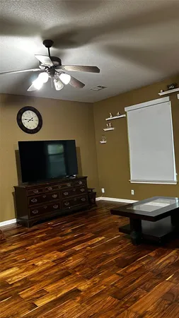 $2,800 | 114 Ambrose Drive, Pflugerville, TX 78660