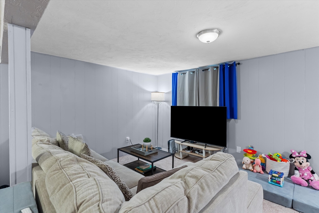703 Irving Road, Unit 703 Randolph, MA 02368 - Photo 31 of 37 Gallery Image 31