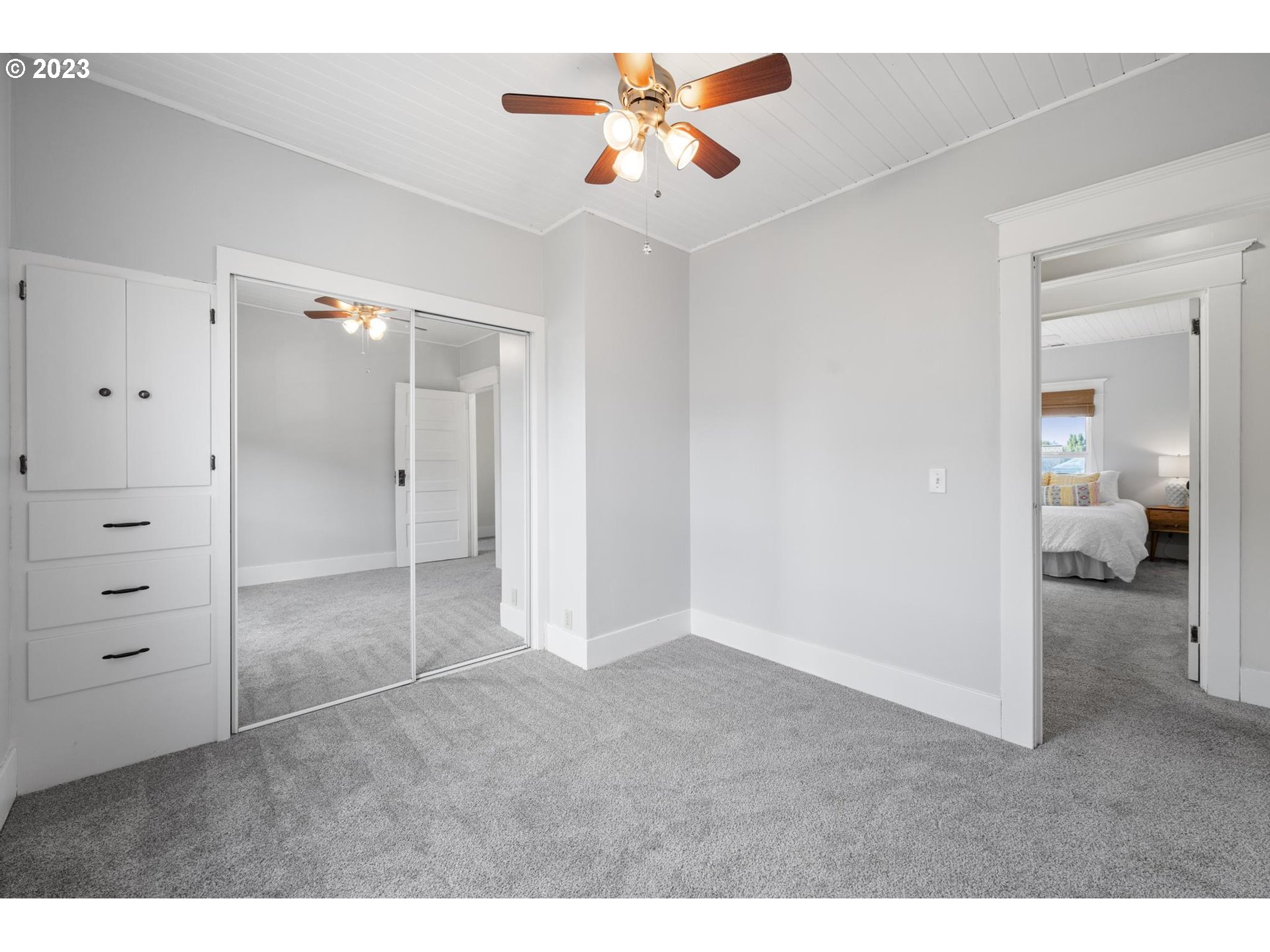 531 35th Street Astoria, OR 97103 - Photo 22 of 37 a view of an empty room and closet area