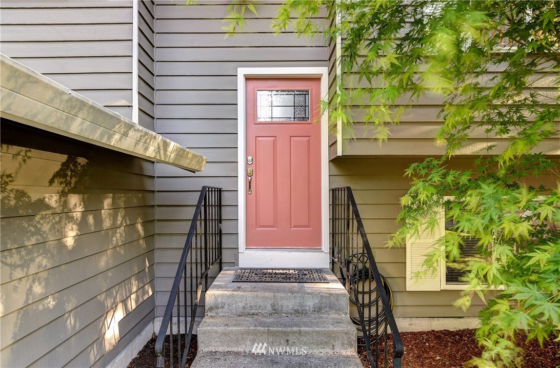 2620 164th Place Southeast Bothell, WA 98012 - Photo 2 of 40