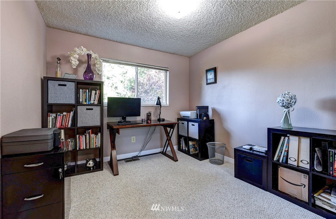 2620 164th Place Southeast Bothell, WA 98012 - Photo 14 of 40