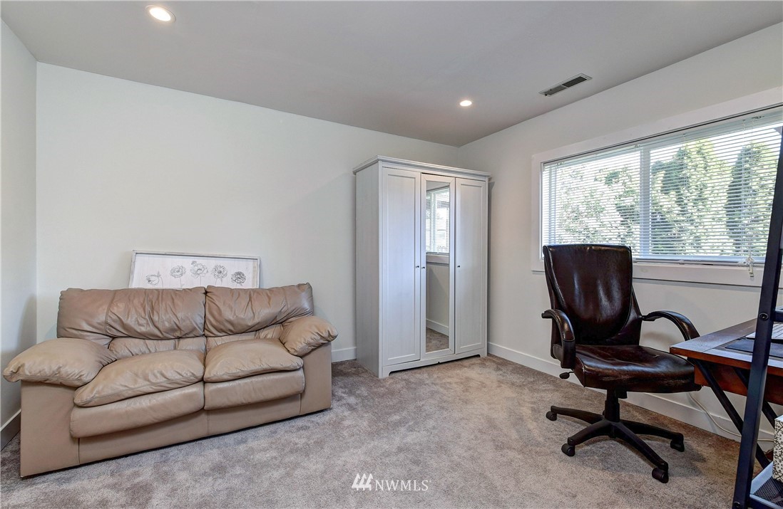 2620 164th Place Southeast Bothell, WA 98012 - Photo 23 of 40