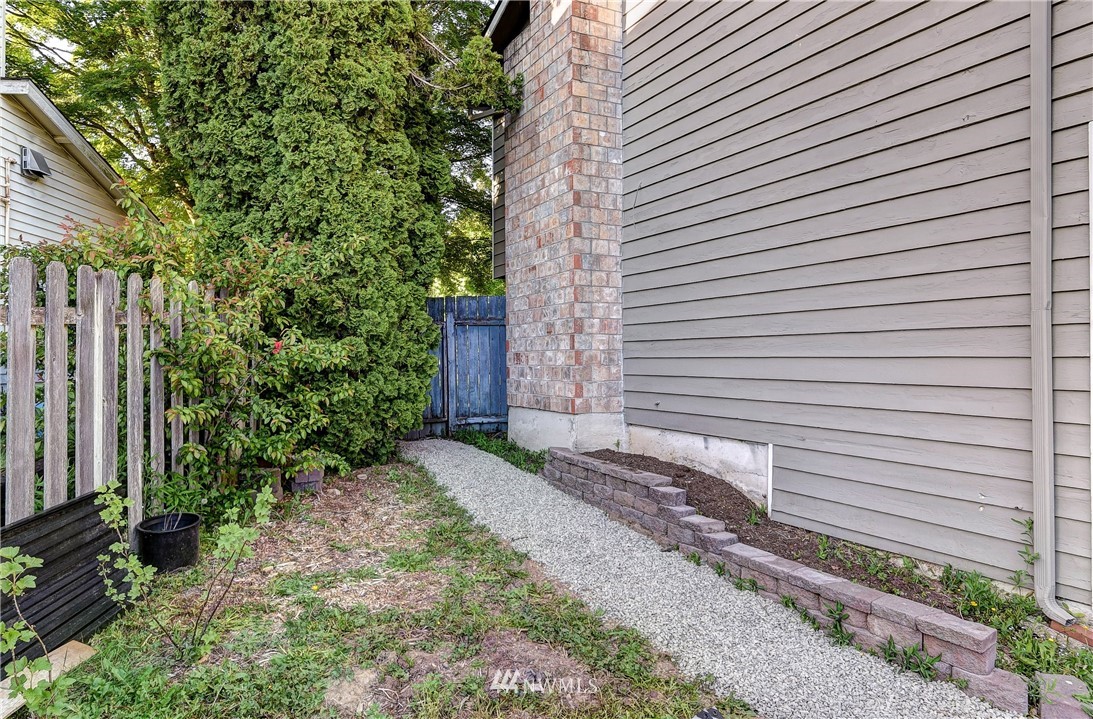 2620 164th Place Southeast Bothell, WA 98012 - Photo 25 of 40