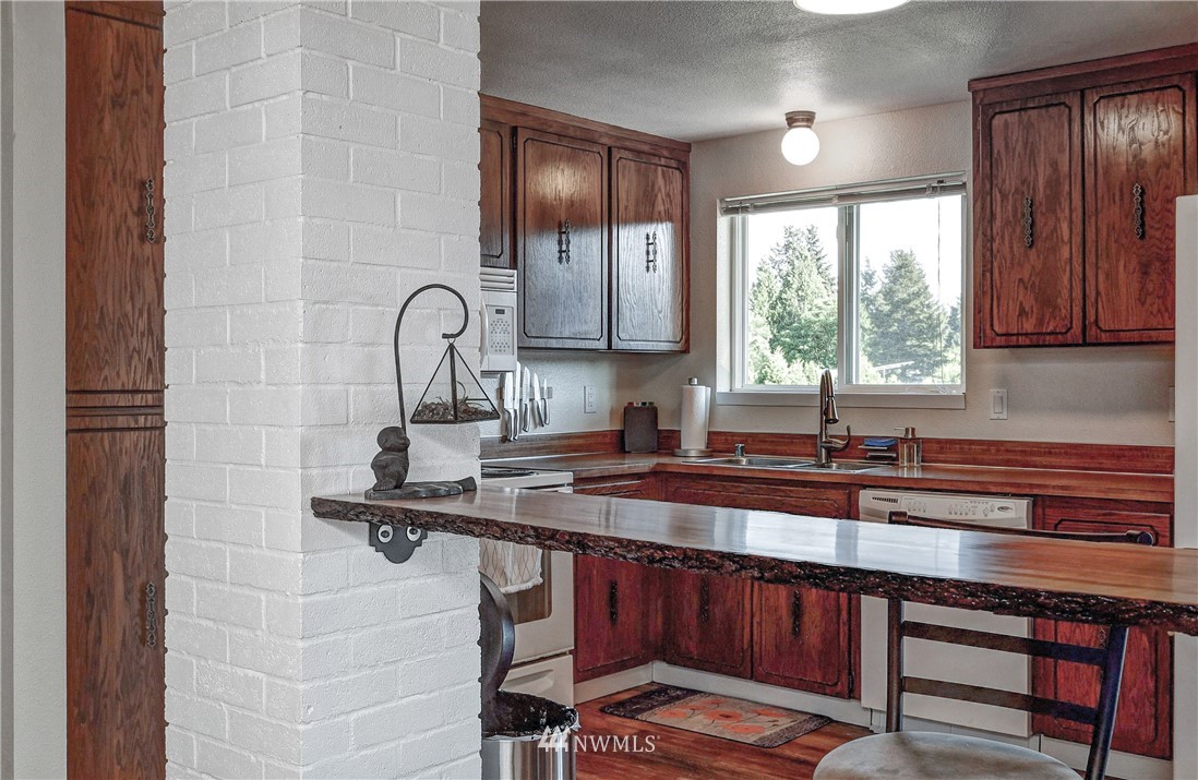 2620 164th Place Southeast Bothell, WA 98012 - Photo 6 of 40