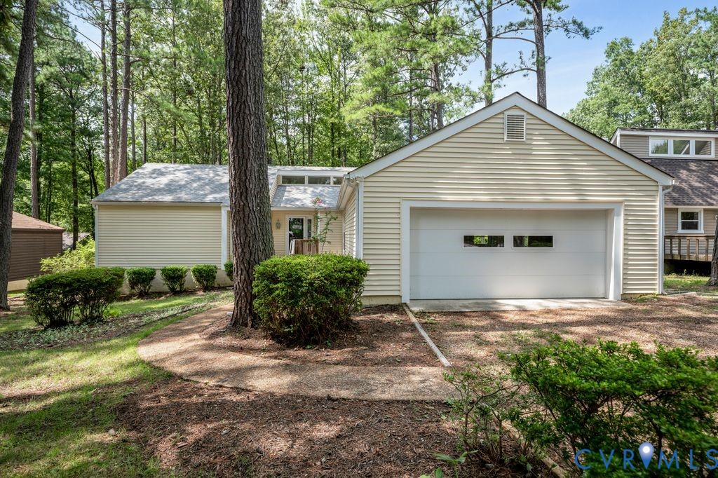 11624 Gordon School Road North Chesterfield, VA 23236 - Photo 26 of 46 Gallery Image 26