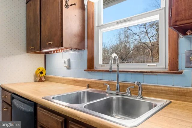 $350,000 | 2106 Don Avenue, Westminster, MD 21157