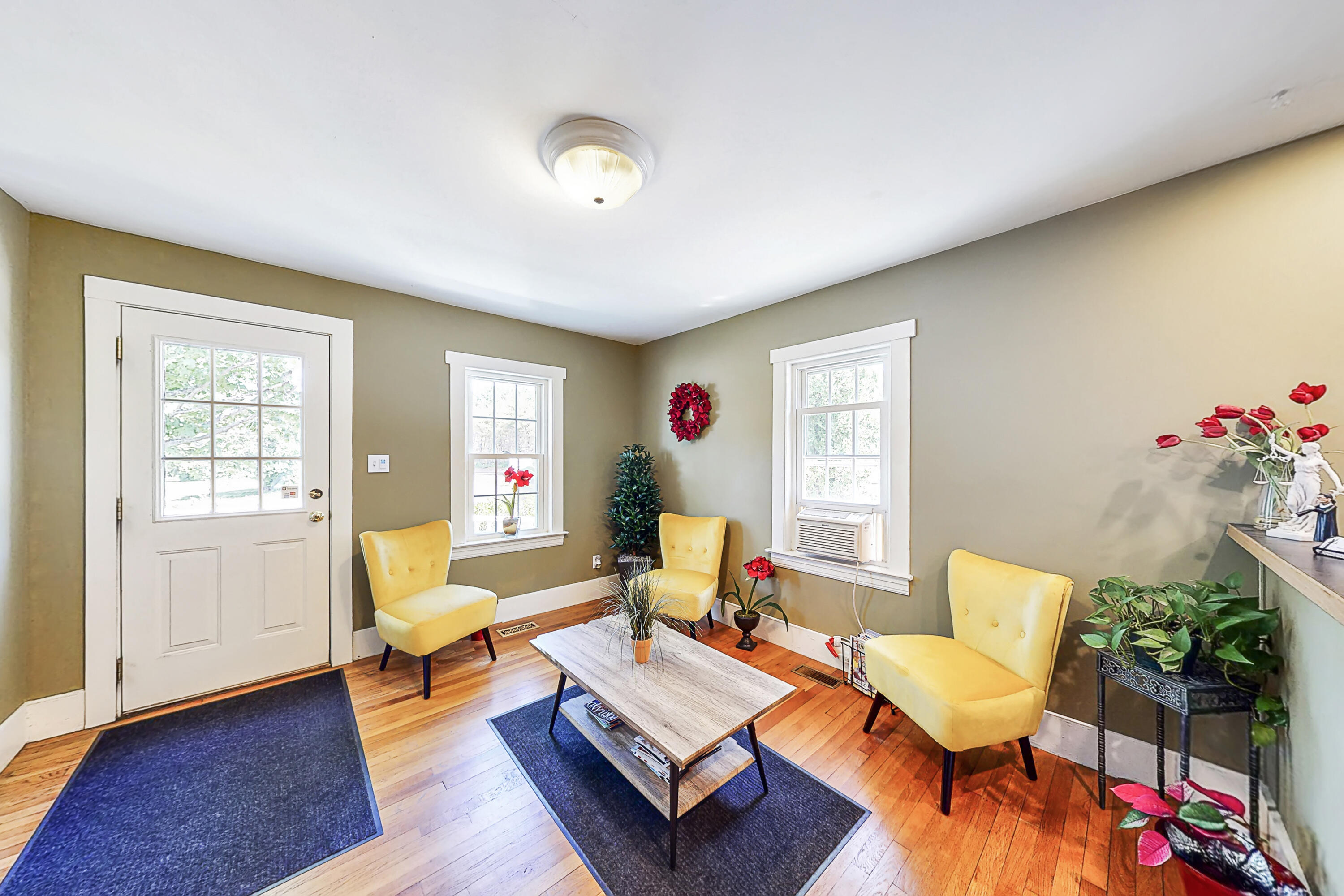 28 Church Road Brunswick, ME 04011 - Photo 3 of 41 28_Church_Rd_ME-06-13-2021-17