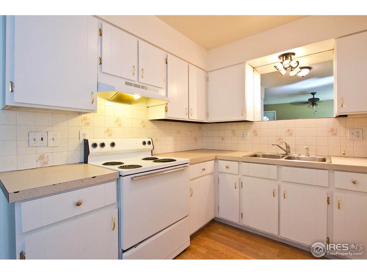 2220 Montview Road Fort Collins, CO 80521 - Photo 4 of 24 Gallery Image 4