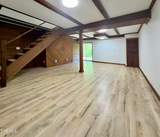$450,000 | 308 Castaway Drive, Kingsport, TN 37663
