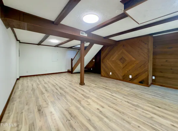 $450,000 | 308 Castaway Drive, Kingsport, TN 37663