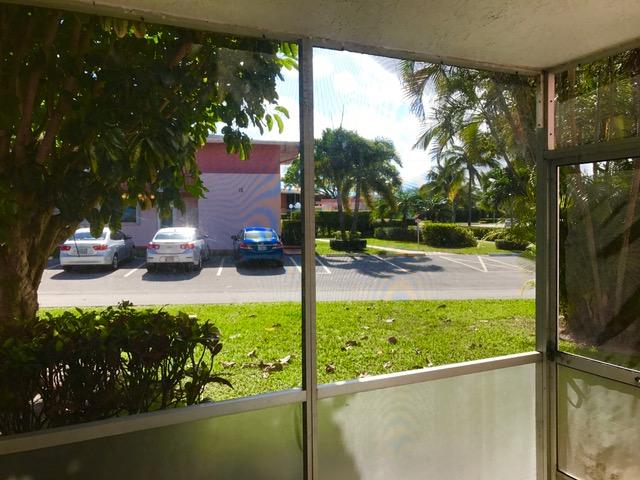 14 Golfs Edge, Unit D West Palm Beach, FL 33417 - Photo 11 of 21 FullSizeRender_1