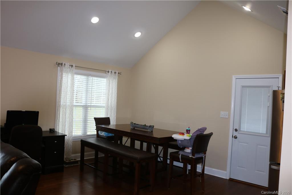 4648 Wylies Mill Road Edgemoor, SC 29712 - Photo 5 of 31 Gallery Image 5