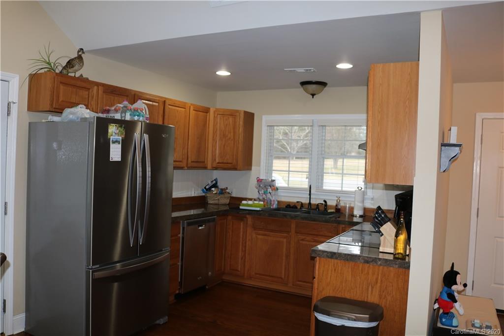 4648 Wylies Mill Road Edgemoor, SC 29712 - Photo 8 of 31 Gallery Image 8