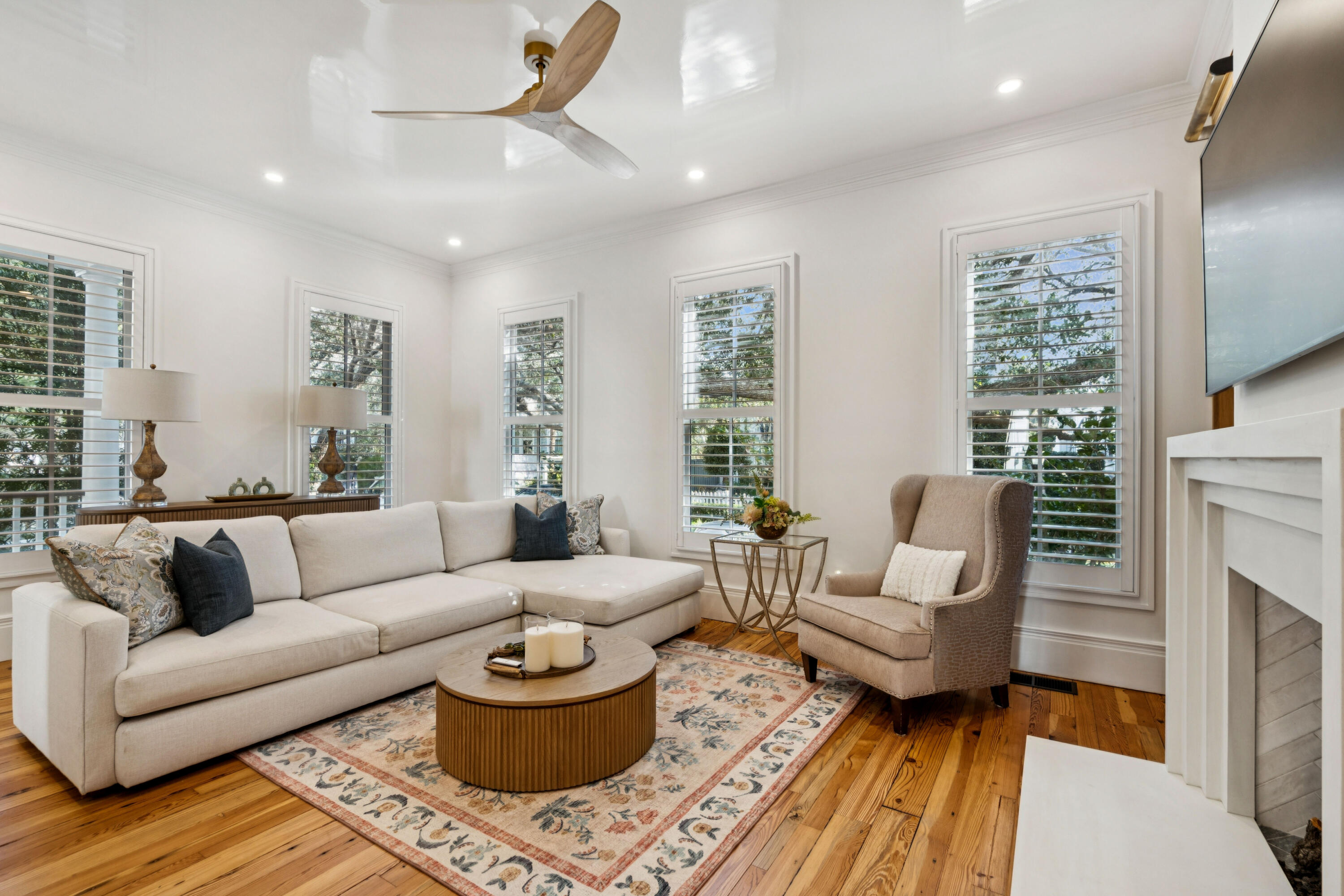 45 Eastlake Road Mount Pleasant, SC 29464 - Photo 28 of 95 45EastlakeRd-KeenEyeMarketing-034