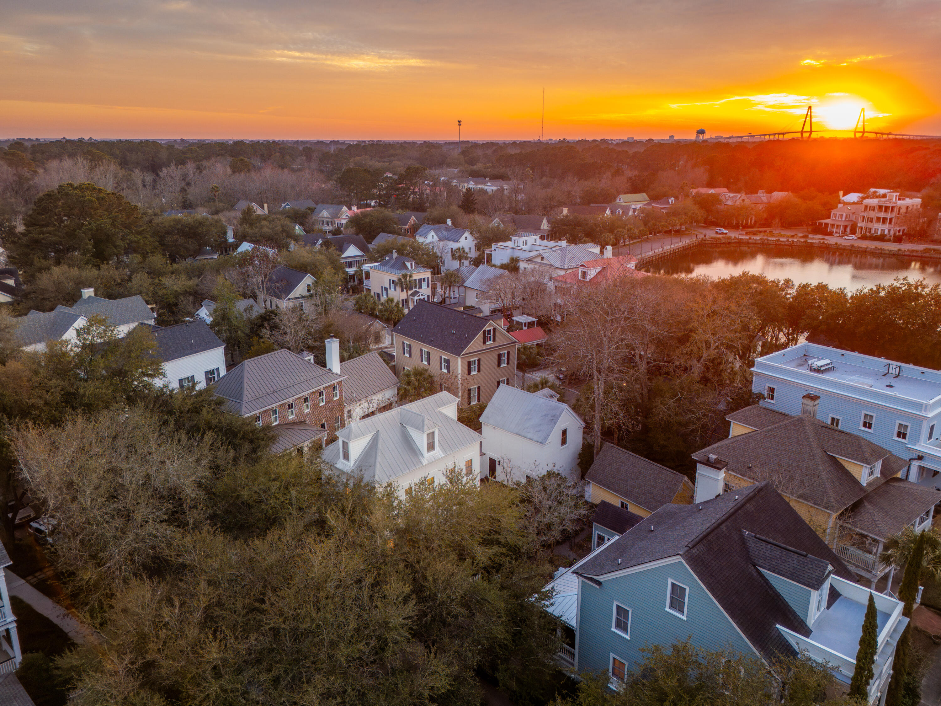45 Eastlake Road Mount Pleasant, SC 29464 - Photo 4 of 95 45EastlakeRd-KeenEyeMarketing-101