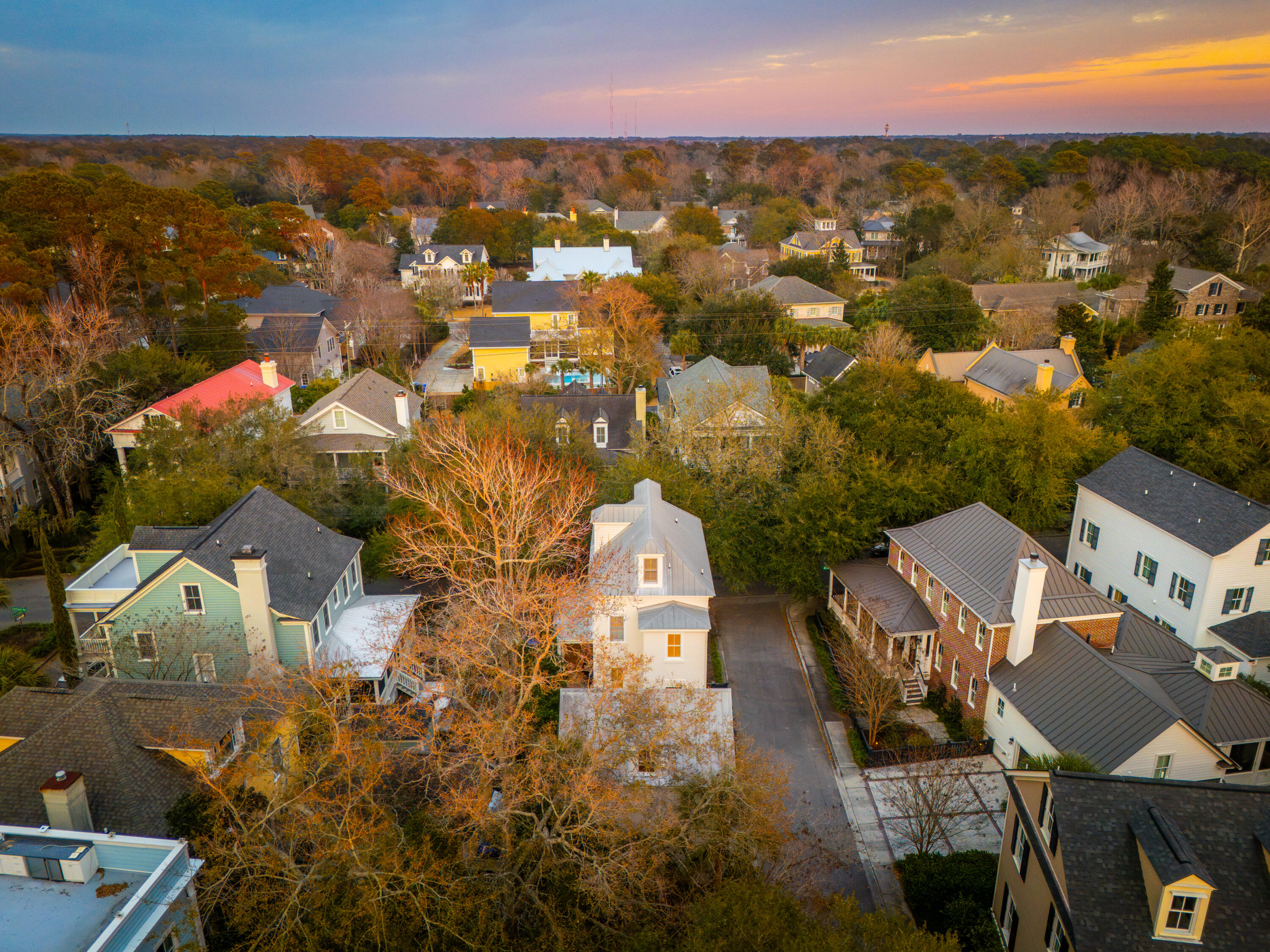 45 Eastlake Road Mount Pleasant, SC 29464 - Photo 76 of 95 45EastlakeRd-KeenEyeMarketing-104