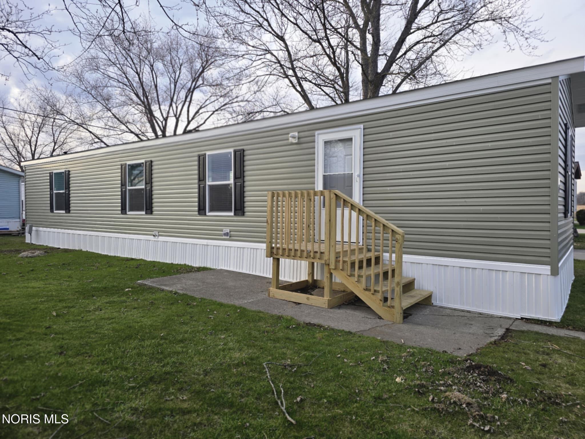 13673 County Road East, Unit 10 Bryan, OH 43506 - Photo 2 of 10 22e6740f-1be3-46a5-b77e-c7ea89b4dd00