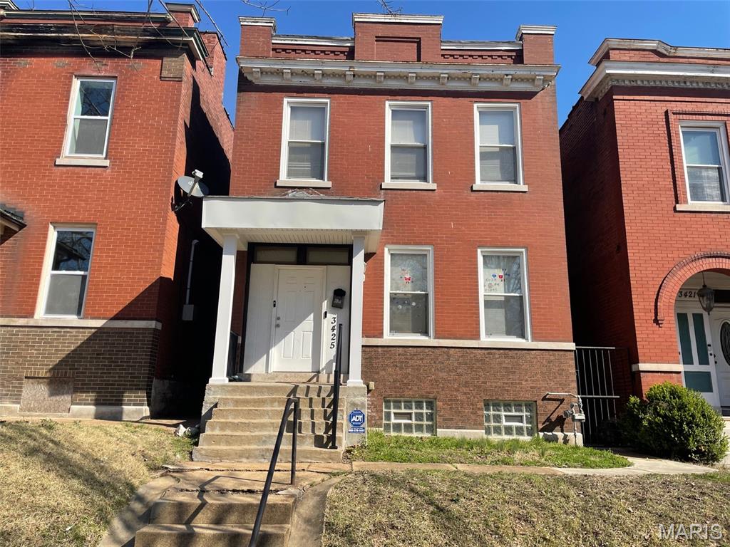 3425 Alberta Street St. Louis, MO 63118 - Photo 1 of 13