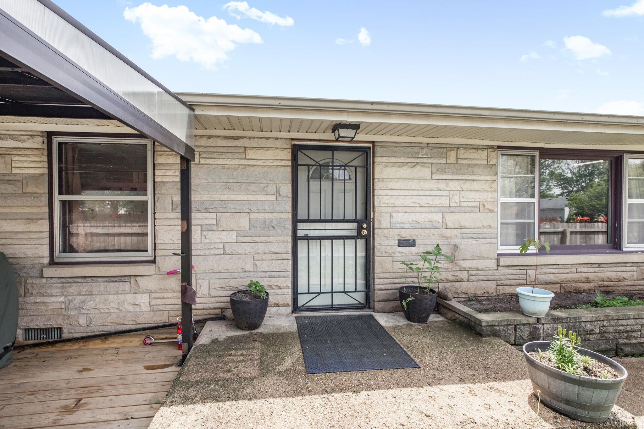 401 West 39th Street Marion, IN 46953 - Photo 4 of 36