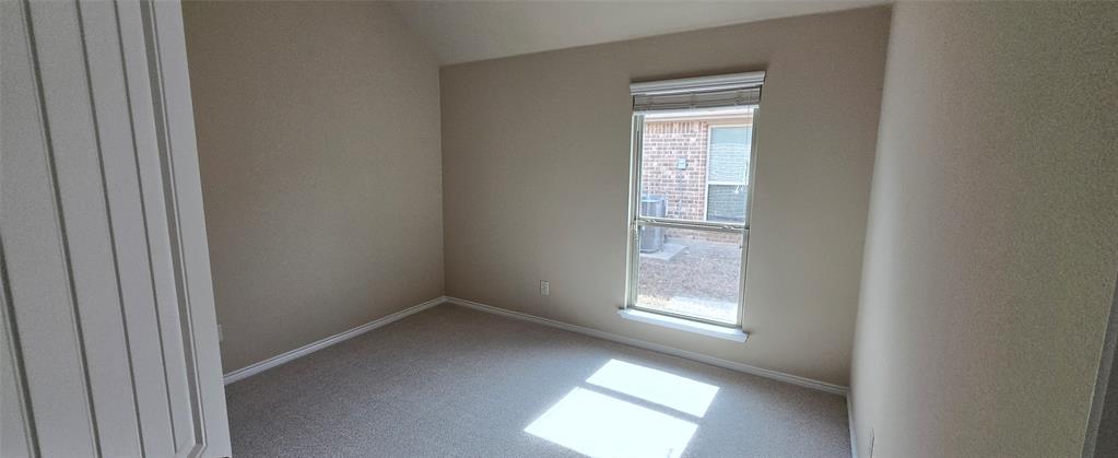 5022 Hidden Creek Road Garland, TX 75043 - Photo 15 of 17